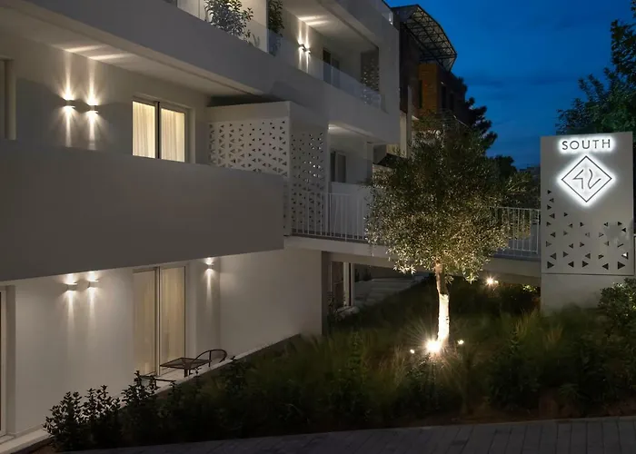 Glyfada South42